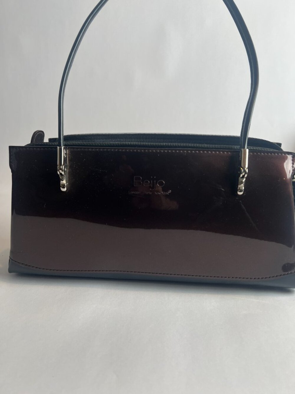 Beijo Oxblood Patent Shoulder Bag Y2K Structured Purse Black Trim - Picture 3 of 7